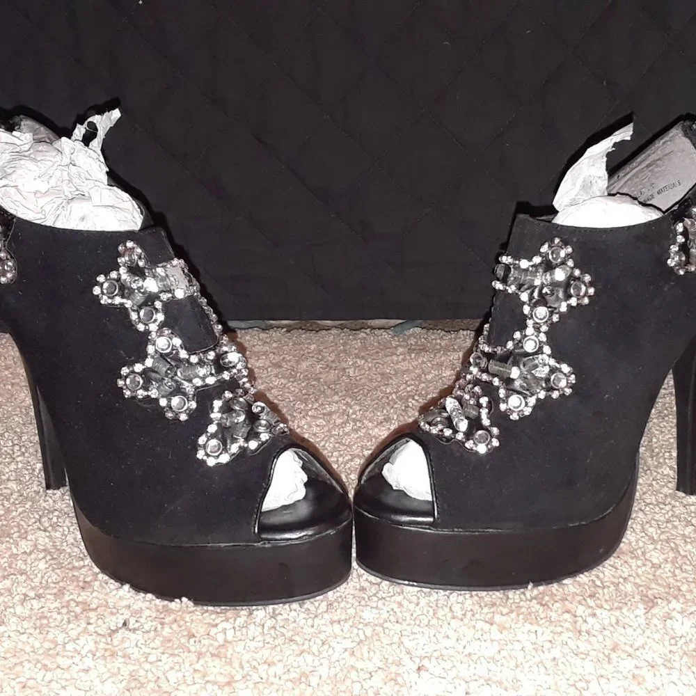 STILETTO PLATFORM HEEL